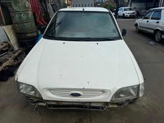 ESCORT CL KARBİRATÖRLÜ TÜM KAPORTA BULUNUR