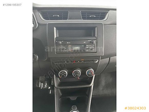 RENAULT EXPRESS VAN İLK SAHİBİNDEN