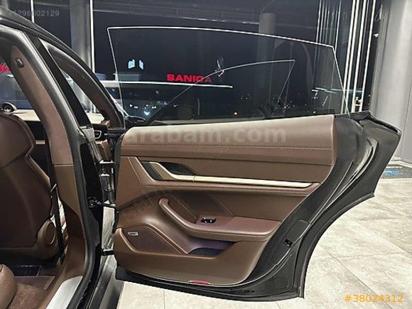 PORSCHE TAYCAN 4S PERFORMANCE PLUS HATASIZ BOYASIZ TRAMERSİZ