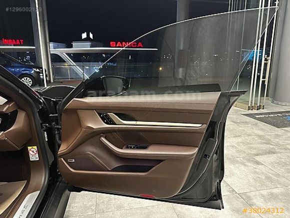 PORSCHE TAYCAN 4S PERFORMANCE PLUS HATASIZ BOYASIZ TRAMERSİZ