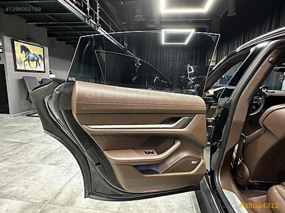 PORSCHE TAYCAN 4S PERFORMANCE PLUS HATASIZ BOYASIZ TRAMERSİZ