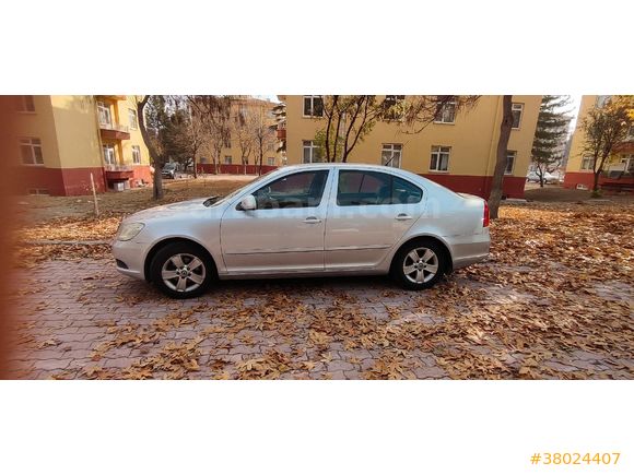 Sahibinden Skoda Octavia 1.6 Ambiente 2009 Model