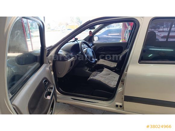 Sahibinden Renault Clio 1.5 dCi Authentique 2003 Model