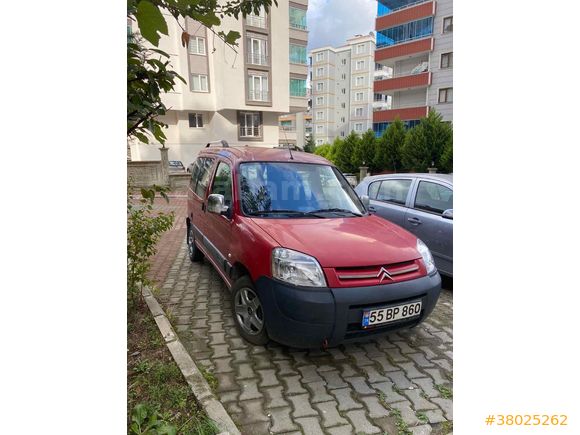 Sahibinden Citroen Berlingo 1.9 D X 2006 Model  190.000 km Kırmızı