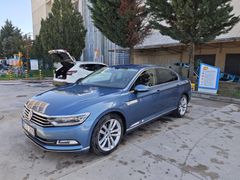 Sahibinden Sorunsuz Volkswagen Passat 1.4 TSi BlueMotion Highline 2015 Model  Mavi (metalik)