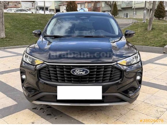 HATASIZ SİYAH KUGA 186 HP YAN BASAMAK PP KAPLAMA CAM TAVAN ELK. BAGAJ
