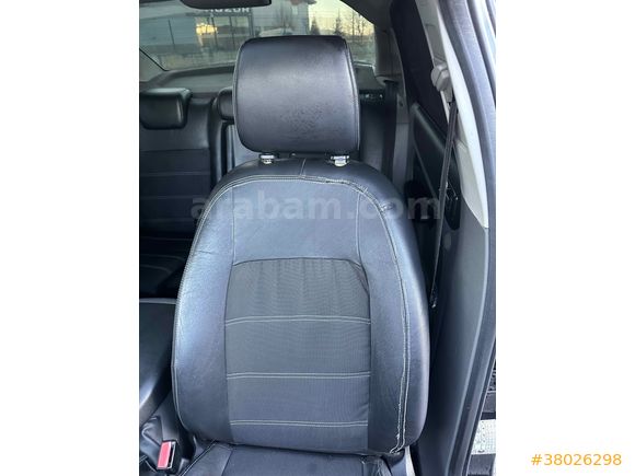İKİZLERDEN TİTANİUM SUNROOF SÜRÜŞ MODU KEYLESS GO FOCUS