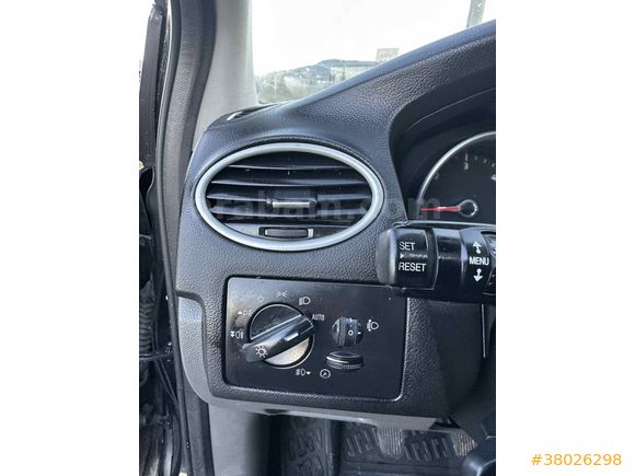 İKİZLERDEN TİTANİUM SUNROOF SÜRÜŞ MODU KEYLESS GO FOCUS