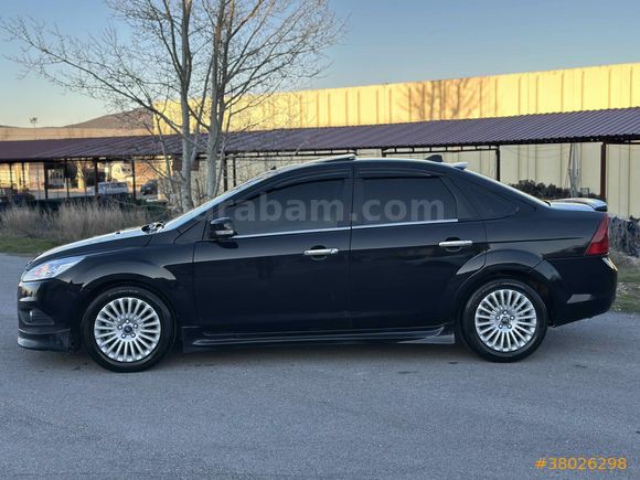 İKİZLERDEN TİTANİUM SUNROOF SÜRÜŞ MODU KEYLESS GO FOCUS