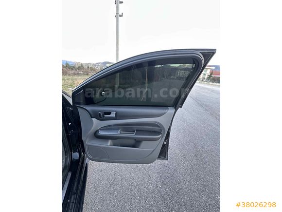İKİZLERDEN TİTANİUM SUNROOF SÜRÜŞ MODU KEYLESS GO FOCUS