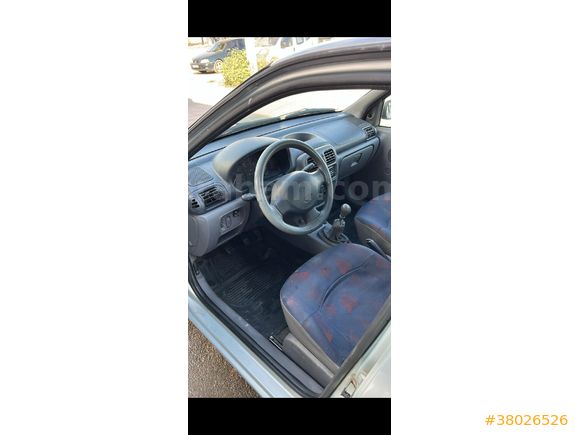Sahibinden Renault Clio 1.4 RNA 2000 Model