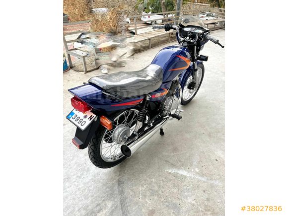 Hastasına titan deluxe 2002