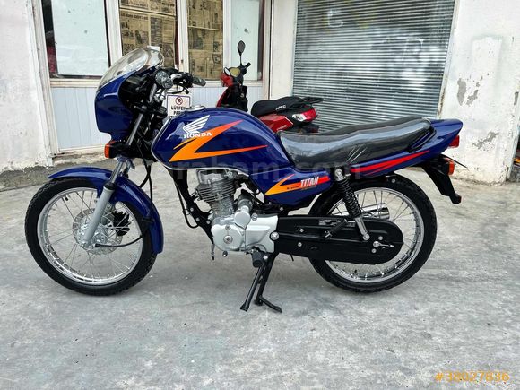 Hastasına titan deluxe 2002