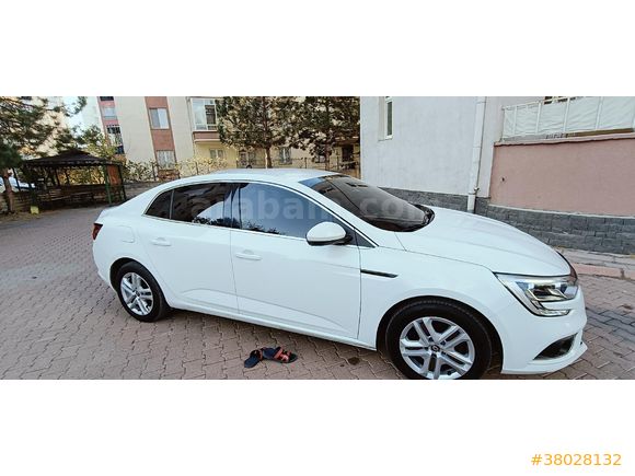 Sahibinden Renault Megane 1.5 Blue DCI Joy 2020 Model