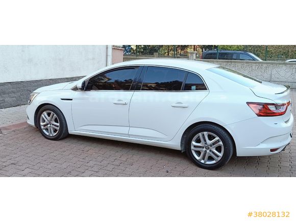 Sahibinden Renault Megane 1.5 Blue DCI Joy 2020 Model