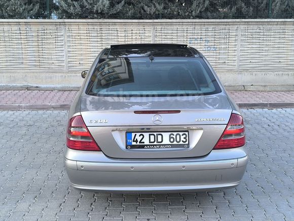 2004 MODEL E 200 CAM TAVAN DERİ ISITMA HAREKET Lİ KOLTUK