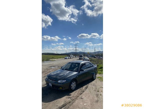 Acil satılık Hyundai Accent 1.3 LX 1999 Model 