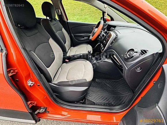 2014 CAPTUR SADECE BİR KAPI BOYALI 0.9 TURBO 90 HP