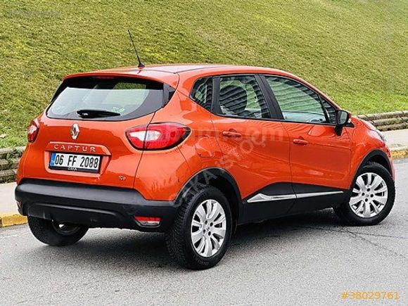 2014 CAPTUR SADECE BİR KAPI BOYALI 0.9 TURBO 90 HP