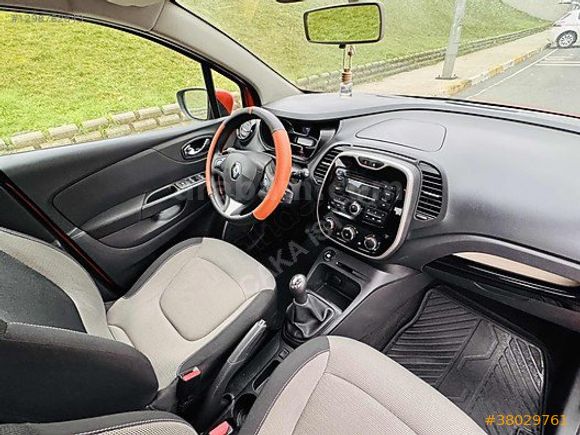 2014 CAPTUR SADECE BİR KAPI BOYALI 0.9 TURBO 90 HP
