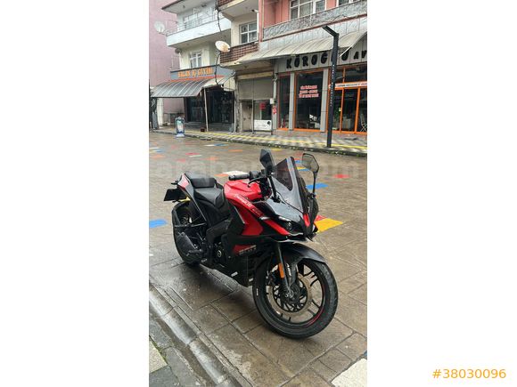 Sahibinden Bajaj Pulsar 200 RS 