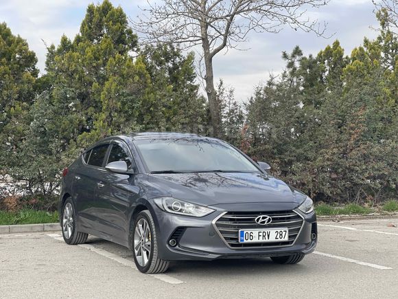 Sahibinden Hyundai Elantra 1.6 CRDi Elite Plus 2017 Model sunroof