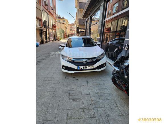 Sahibinden Honda Civic 1.6i VTEC ECO Elegance 2020 Model