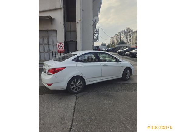 Sahibinden Hyundai Accent Blue 1.6 CRDI Mode Plus 2016 Model Beyaz