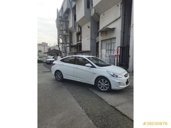 Sahibinden Hyundai Accent Blue 1.6 CRDI Mode Plus 2016 Model Beyaz