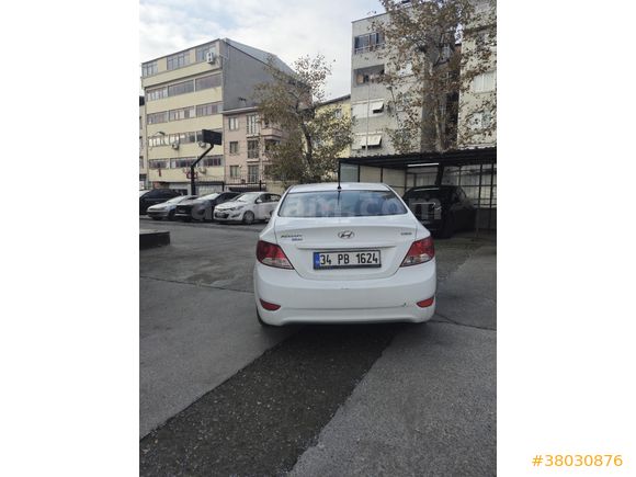 Sahibinden Hyundai Accent Blue 1.6 CRDI Mode Plus 2016 Model Beyaz