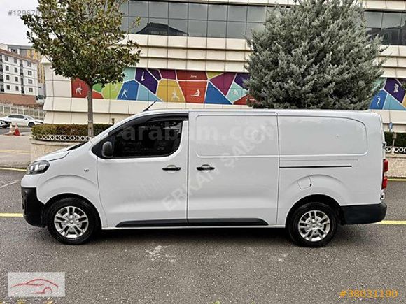 2022 BOYASIZ VİVARO DİZEL-OTOMATİK ÇİFT SÜRGÜ UZUN ŞASE %20kdv