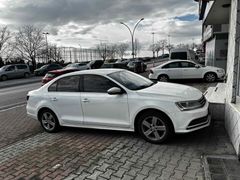 2.Sahibinden Volkswagen Jetta 1.2 TSi BlueMotion Trendline 2016 Model 