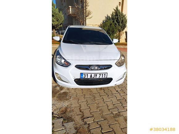 Sahibinden Hyundai Accent Blue 1.6 CRDI Mode Plus 2017 Model