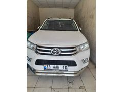 Sahibinden Toyota Hilux 2.4 D-4D 4x2 Adventure 2018 Model  56.000 km Beyaz
