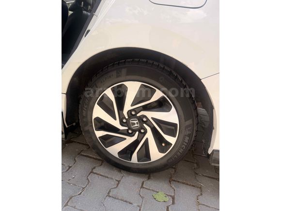 Sahibinden Honda Civic 1.6i VTEC Eco Executive 2017 Model 