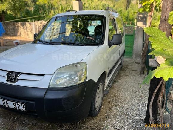 Sahibinden Peugeot Partner 1.9 D Comfort 2003 Model  210.000 km Beyaz