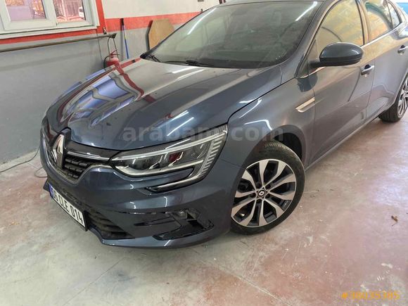 Sahibinden Renault Megane 1.5 Blue DCI Icon 2021 Model 