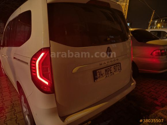 Sahibinden Renault Kangoo Multix 1.3 TCe Iconic 2024 Model