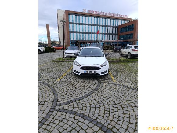 Sahibinden Ford Focus 1.6 TDCi Trendx 2017 Model  20500 km Beyaz