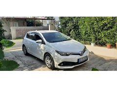 Sahibinden Toyota Auris 1.33 Life 2016 Model  165.000 km Beyaz