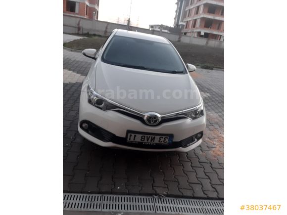 Sahibinden Toyota Auris 1.6 Active 2016 Model  182.000 km orjinal