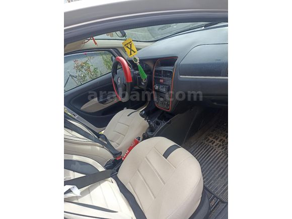 TAKAS OLUR Sahibinden Fiat Linea 1.4 Fire Active 2009 Model 5 yıllık sahibiyim hasar kaydı 5 bin