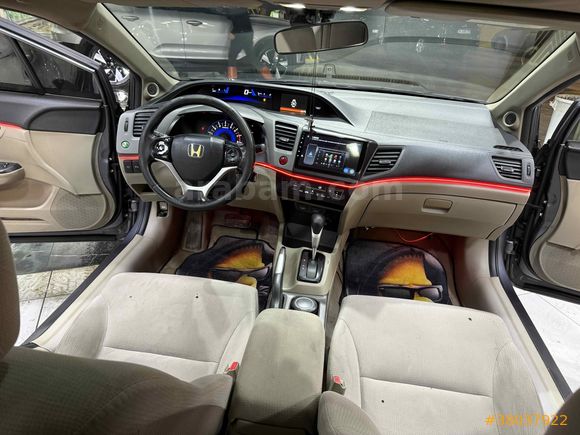 Sahibinden Honda Civic 1.6i VTEC ECO Elegance 2012 Model 