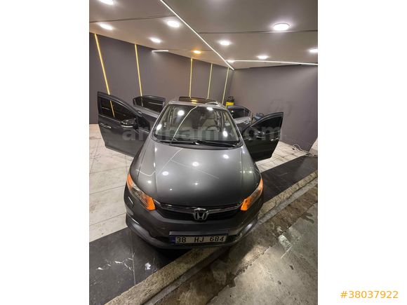 Sahibinden Honda Civic 1.6i VTEC ECO Elegance 2012 Model 