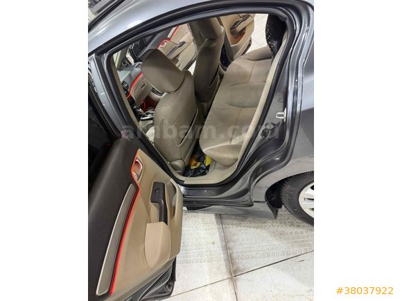 Sahibinden Honda Civic 1.6i VTEC ECO Elegance 2012 Model 