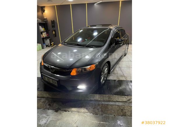 Sahibinden Honda Civic 1.6i VTEC ECO Elegance 2012 Model 