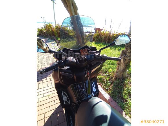 Sahibinden Yamaha X-Max 250