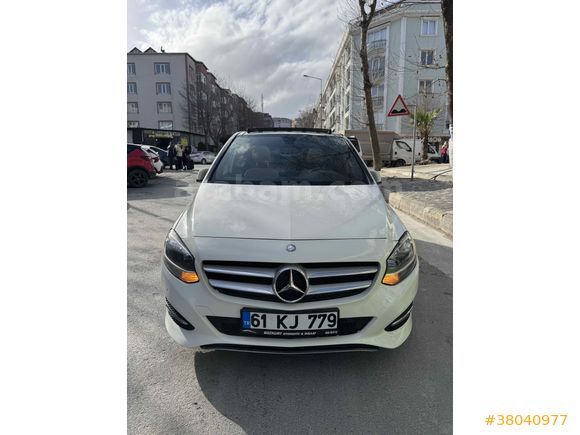 Sahibinden Mercedes - Benz B 180 CDI BlueEFFICIENCY Urban 2017 Model  280.000 km Beyaz