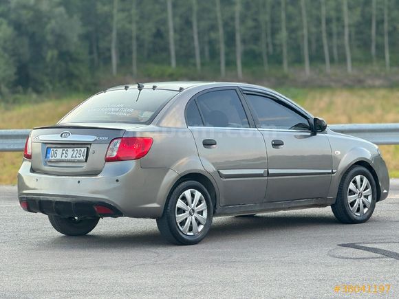 Sahibinden Kia Rio 1.5 CRDi Trend 2010 Model
