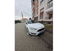 Sahibinden Ford Focus 1.6 TDCi Trend X 2017 Model  185.000 km Beyaz
